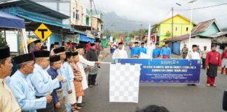 Asisten III Lepas Peserta Pawai Ta’ruf STQ Ke – X Kabupaten Lingga