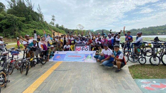Gowes Bareng BP Batam. Gowes Bareng BP Batam dalam rangka menyambut Jamselinas XII November mendatang di Batam, Minggu (19/3/2023).