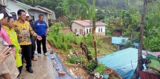 Gubernur Kepri Bantu Korban Tanah Longsor di Batam tanah longsor di batam