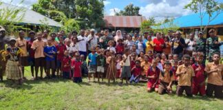 Danrem 174/ATW Anjangsana di Kampung Adat Wasur Suku Marori Men Ngge