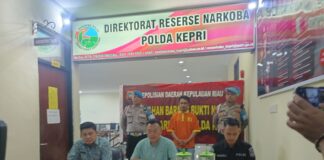 Polda Kepri Rebus 2.328 Butir Ekstasi dari Malaysia