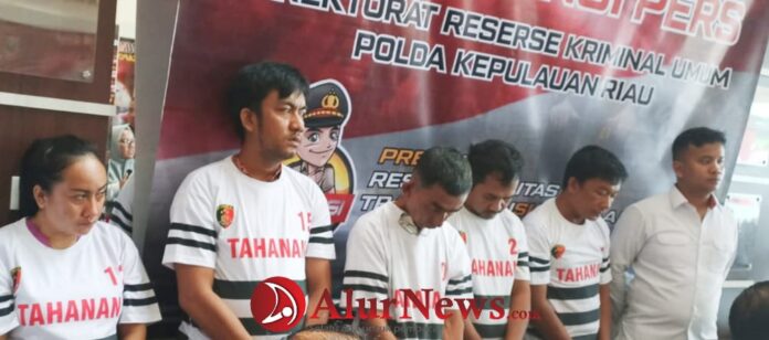 Penangkapan pelaku pecah kaca