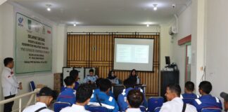 Bersama BP2MI, Imigrasi Batam Sosialisasikan Pentingnya Dokumen Keimigrasian kepada PMI