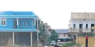 Air Ngadat, Warga Bengkong Sadai Terpaksa Manfaatkan Genangan Air Hujan