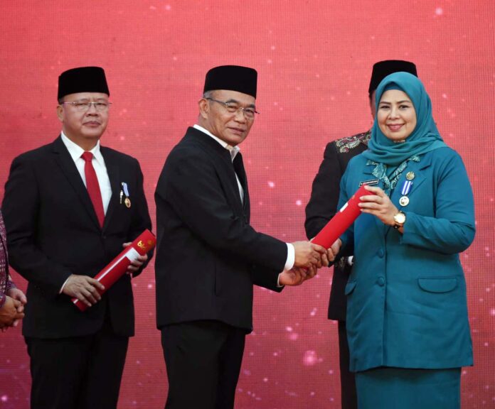 b14be475ba722bb3893deb6461653b41