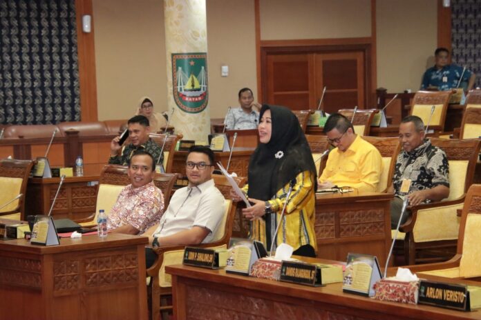 B97132D0-4B86-41B0-AE13-A48508341BC6