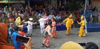 Meriahnya Parade Kebudayaan HUT ke-78 RI di Belakangpadang Batam