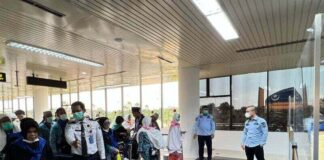 Rombongan Jemaah Haji 1444 H Debarkasi Batam Berakhir Hari Ini jemaah haji debarkasi batam