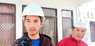 Kadis Kominfo Natuna Tinjau Penanaman Kabel Optik Internet