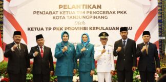 Dewi Ansar Lantik Ranny Gusfita Sari Penjabat Ketua TP-PKK Kota Tanjungpinang