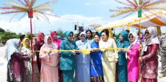 Dewi Ansar Buka Pameran dan Bazar Kuliner PKD Kepri