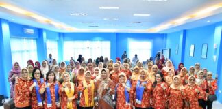 Penasehat DWP KKP dan Ketua TP PKK Provinsi Kepri Kunjungi PSDKP Batam