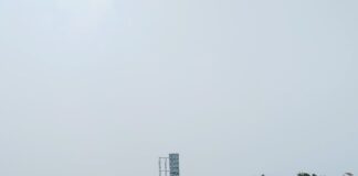 Kabut Asap Kian Menebal, Masyarakat di Karimun Khawatir Terserang ISPA