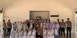 Ditlantas Polda Kepri Edukasi Keselamatan Berkendara di Pesantren Darul Fallah