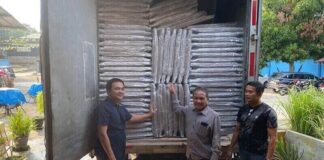 Ribuan Bilik Suara Tiba di Karimun, Kondisi Lengkap dan Utuh bilik suara di karimun