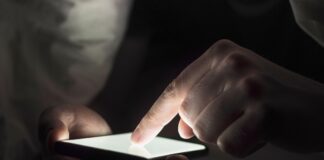 Akun Medsos Diretas, Video Asusila Diduga Mahasiswi Poli Batam Disebar