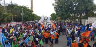 Buruh di Batam Perjuangkan Kenaikan UMK 2024 Hingga 15 Persen