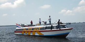 Mengharukan, Wanita Lahirkan Bayi di Atas Kapal Rute Tanjungbatu-Karimun