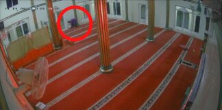 Maling Gasak Kotak Amal untuk Palestina di Masjid Karimun