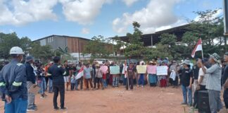Warga Kampung Panau Batam Demo Tolak Reklamasi PT BSI, FKDM Beri Rekomendasi