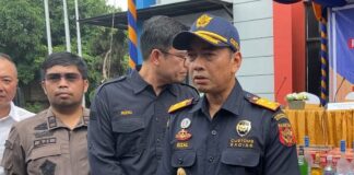 Marak Joki IMEI, Bea Cukai Batam Amankan Ratusan iPhone Ilegal di Bandara joki imei di batam