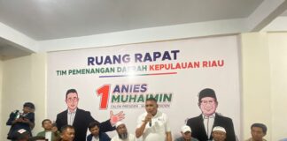 Anies Baswedan Kampanye di Batam, Ziarah Hingga Bertemu Pedagang dan Relawan