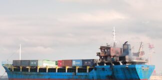 Kapal Kargo MV Alexindo 8 Terbakar di Perairan Batuampar kapal kargo terbakar