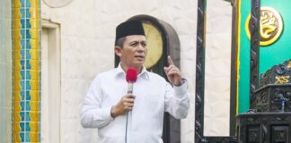 Gubernur Ansar Ajak Jemaah Masjid Jannatul Ma’wa Istiqomah Beribadah
