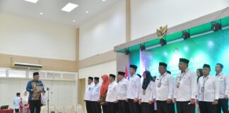 Lantik PPIH Embarkasi Batam, Gubernur Kepri Tekankan Pelayanan Prima Jamaah Haji