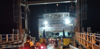 Sepekan Jelang Lebaran, Pemudik Mulai Padati Pelabuhan Parit Rempak Karimun