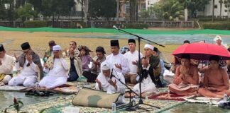 Meski Diguyur Hujan, Rudi Berterima Kasih kepada Jemaah Salat Idul Fitri salat idul fitri batam