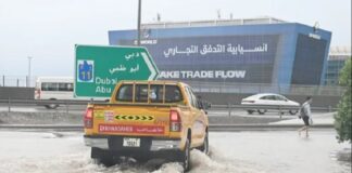 Dubai Banjir, Jalanan dan Mobil Mewah Terendam Air, Operasional Bandara Kacau