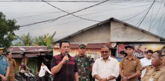 Gubernur Kepri Salurkan Bantuan Rp21 Juta untuk Korban Puting Beliung di Karimun