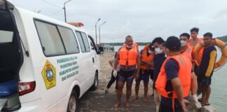 Mayat Tanpa Kepala Ditemukan di Perairan Moro Karimun