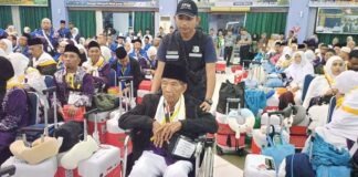 PPIH Embarkasi Batam Terima Bantuan Lima Kursi Roda kursi roda embarkasi batam