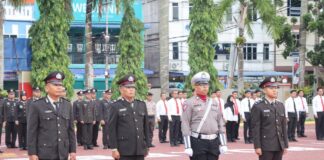 Belasan Personel Polres Karimun Terima Reward di Hari Lahir Pancasila