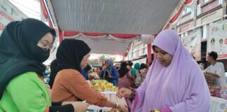 Sambut Hari Bhayangkara ke-78, Polres Karimun Gelar Pasar Murah