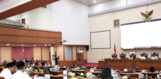 Djoko dan Dandis Pimpin Pansus Ranperda RPJP Batam