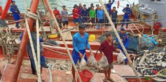 Baharkam Polri Tangkap Dua Kapal Vietnam Curi Ikan di Perairan Natuna