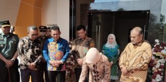 Menaker Ida Fauziyah Kunker ke Karimun, Resmikan BLK hingga Tinjau PT Saipem