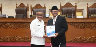 H-9 Sebelum Masa Jabatan Berakhir, DPRD Sahkan Ranpeda Penyelenggaraan Pemakaman