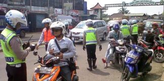 SIM dan STNK Wajib Dibawa Saat Berkendara, Apakah Fotokopi Diperbolehkan?
