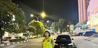 Polwan Polresta Barelang Tingkatkan Patroli Harkamtibmas Malam Hari patroli harkamtibmas