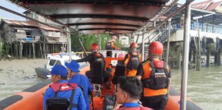 Pencarian Siswi SMA Kundur Karimun Yang Terjun ke Laut Kembali Dilanjutkan