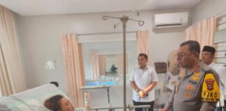 Kapolda Kepri Apresiasi Personel dan Kunjungi Korban Penganiayaan yang Viral