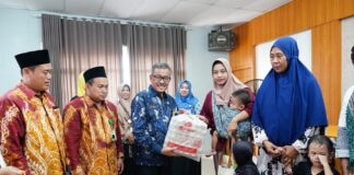 Pemko dan Baznas Salurkan 150 Paket Sembako untuk Balita Stunting di Batam