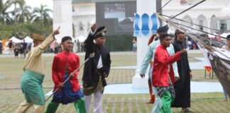 Penampilan Drama Kabaret perjuangan Haji Fisabillilah Pahlawan Nasional Meriahkan HUT ke-79 TNI.