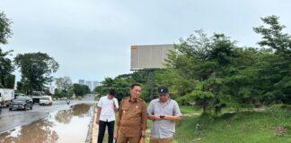 Tangani Banjir di Sejumlah Ruas Jalan Protokol, Andi Agung Ajak Goro