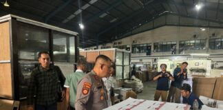 Polda Kepri Kawal Produksi Surat Suara Pilgub 2024 di Jawa Timur