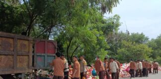 Aksi Bersih-Bersih di Tebing, Polsek Libatkan Warga dan Pelajar